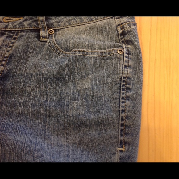 Jeans - Picture 2 of 8